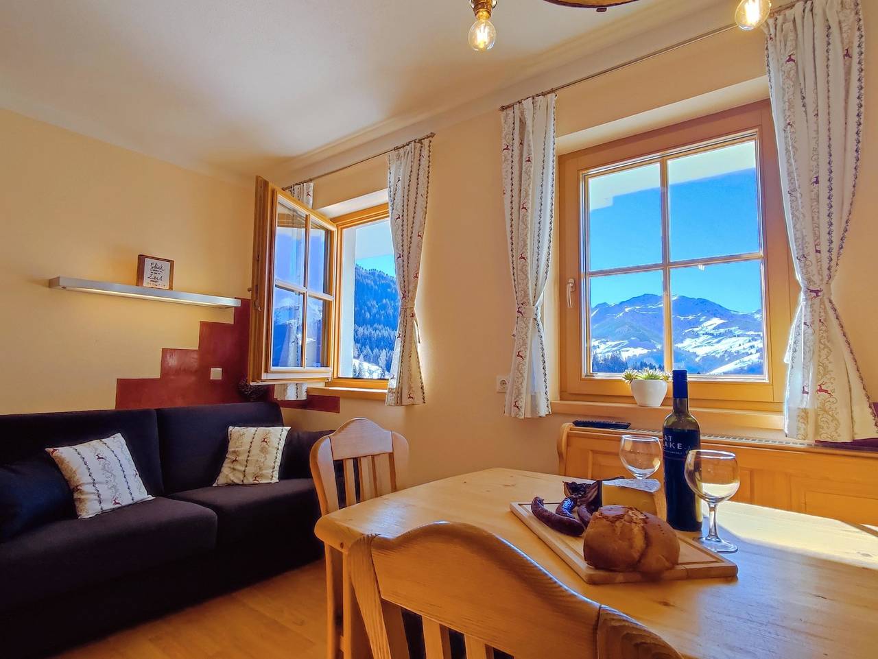 Ganze Ferienwohnung, Ferienwohnung in Panorama Alleinlage Kitzbüheler Alpen by Fewo-Plan in Wildschönau, Kaisergebirge