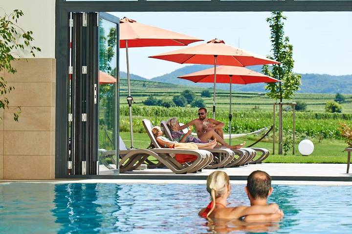 Hotel für 2 Personen, mit Terrasse und Garten sowie Pool und Sauna in Vogtsburg - Burkheim