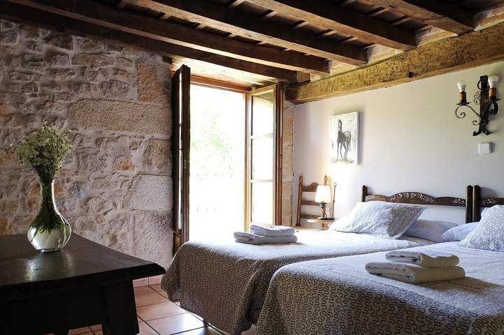 Casa rural para 20 personas, con vistas y jardín, Se admiten mascotas en Las Merindades - 3