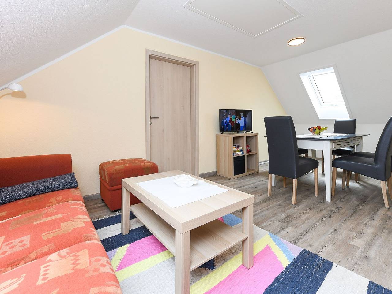 Ganze Ferienwohnung, Ferienwohnungen im Haus Hasenweide - Ferienwohnung Groß in Stedesdorf, Nordseeküste