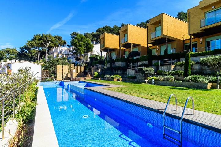Casa rural para 6 personas, con Terraza y Piscina en Begur