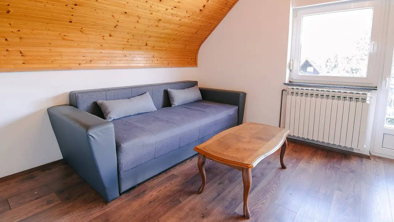 Ganze Ferienwohnung, Ferienwohnung für 6 Personen (58 m²) in Smoljanac in Smoljanac, Lika-Senj