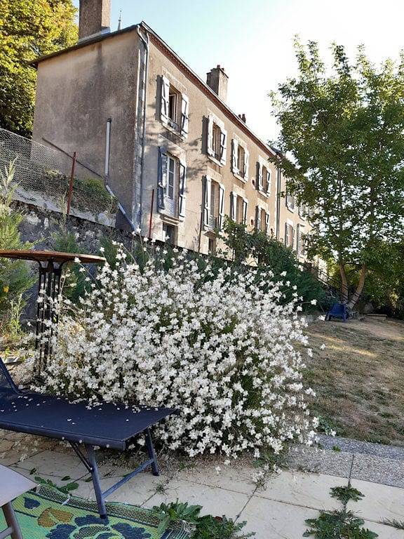 Location de vacances pour 2 personnes, avec piscine et jardin, animaux acceptés dans la Creuse - 2