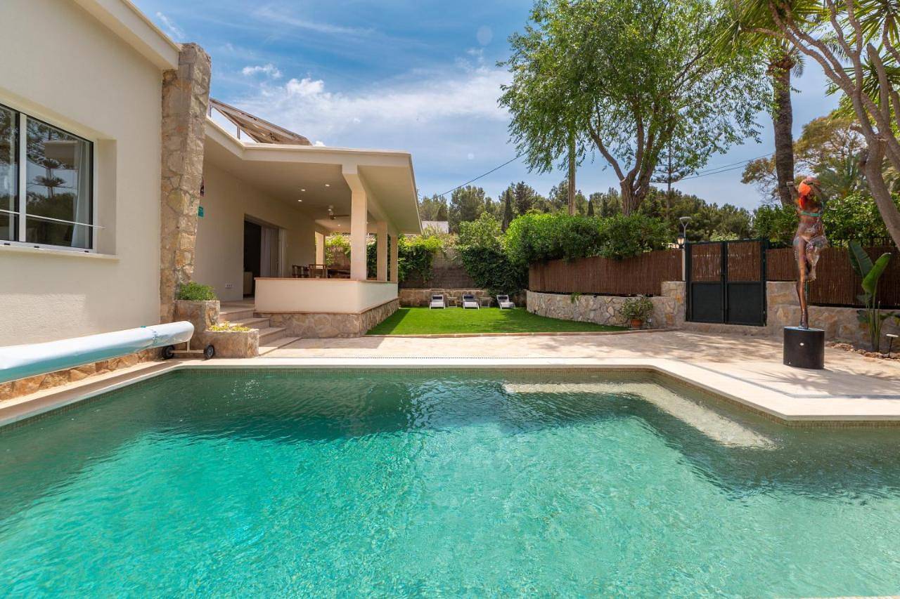 Villa Henry in El Arenal, Palma