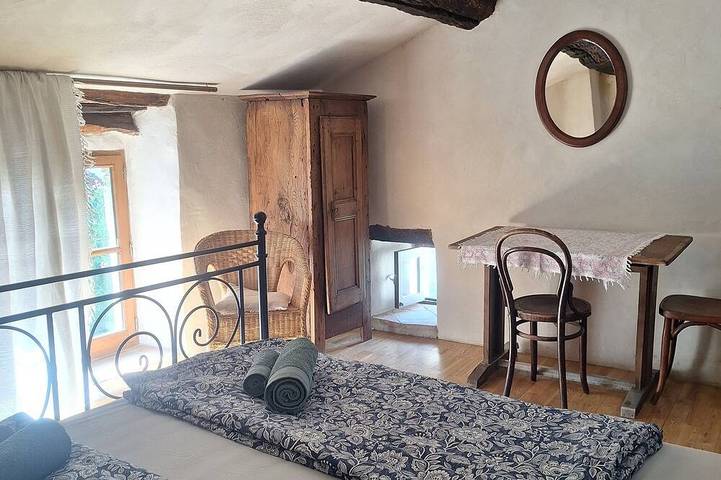 Location de vacances pour 12 personnes, avec terrasse et jardin, animaux acceptés à Lagorce - 4