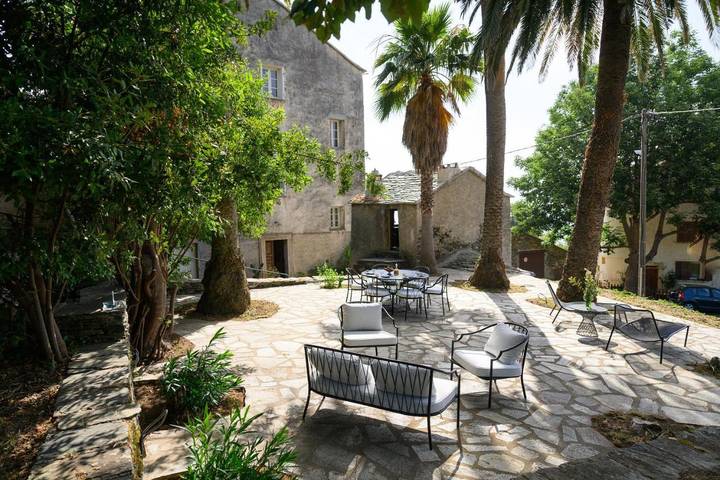 Gîte pour 7 personnes, avec vue ainsi que terrasse et jardin dans Plage de la Marine de Scala - 3