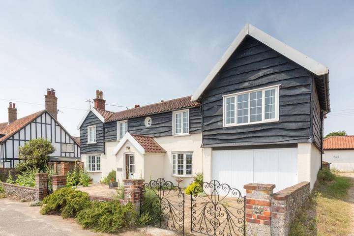 Holiday rental for 12 people, with terrace, with pets in Thorpeness