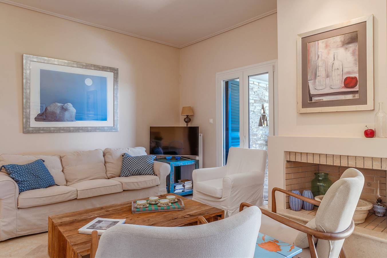 Holiday Home 'Villa Oliva - Majestic Views' with Private Pool, Private Terrace and Wi-Fi in Andros