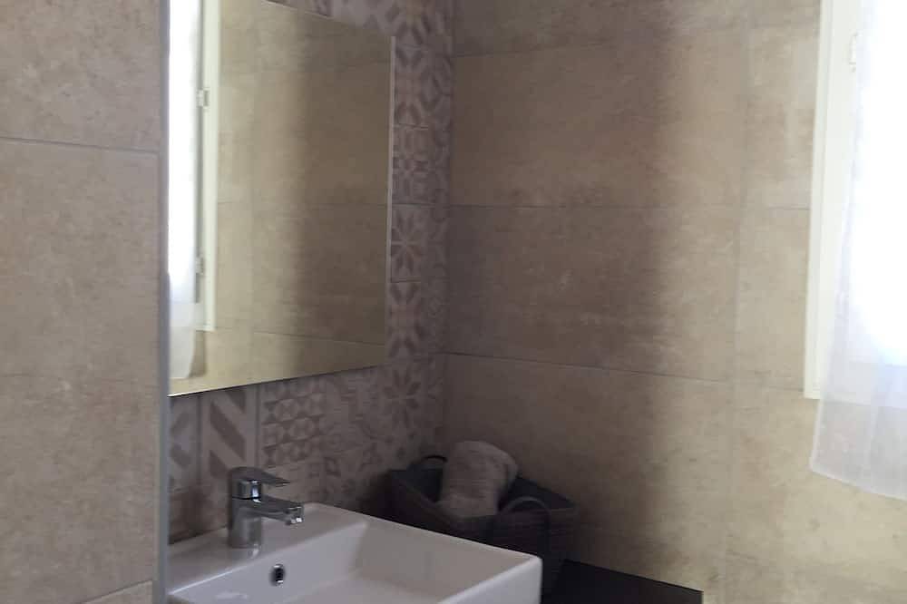 Appartamento intero, Charming apartment at the foot of the citadel - close to rivers in Corte Francia, Parco naturale regionale della Corsica