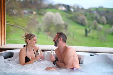Ferienwohnung für 4 Personen, mit Ausblick und Garten sowie Sauna in Graz & Umgebung