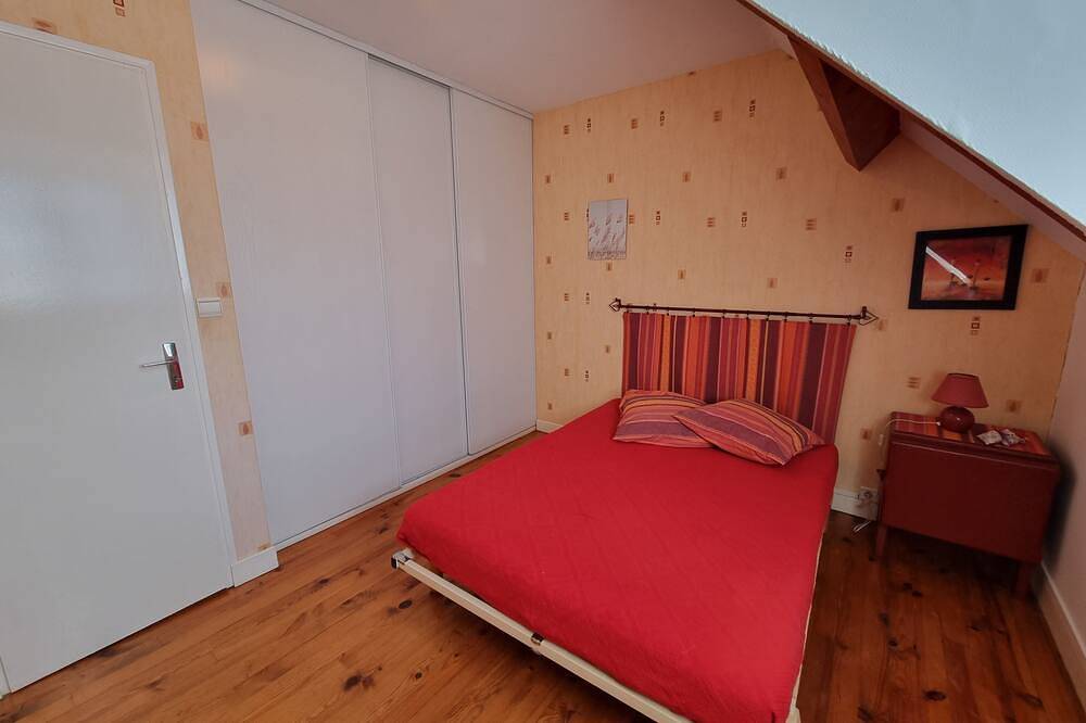 Maison au cœur d'un petit village de montagne in Boutx, Pyrénées