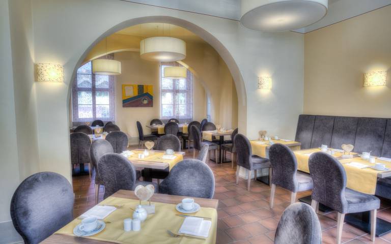 Hotel, mit Terrasse rund um das Schloss Sanssouci - 2