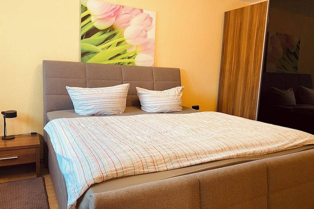 Ganze Wohnung, Gemütliche Ferienwohnung über 2 Etagen mit Garten und Kamin, Haustierfreundlich! in Oberwiesenthal, Erzgebirge