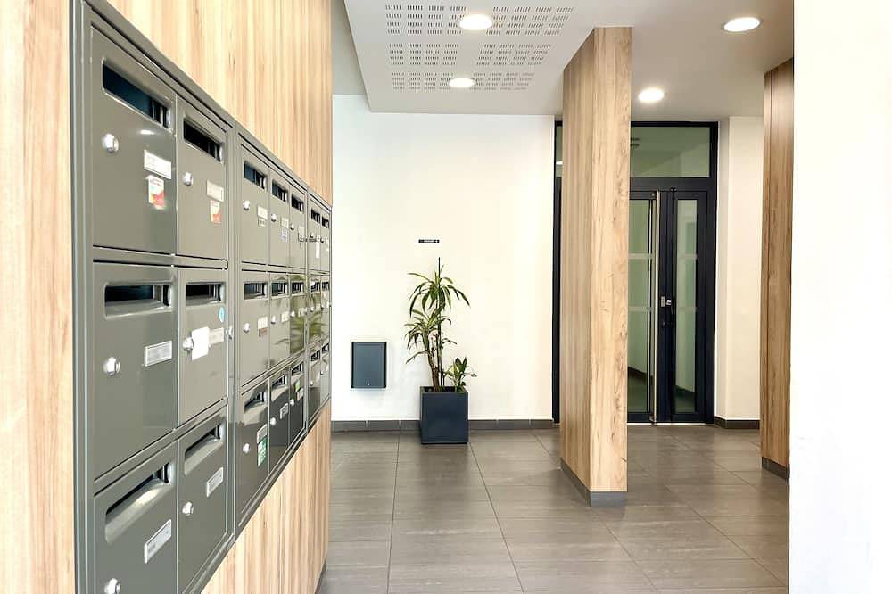 Apartamento entero, Le Métropolitain - Grand studio coeur Tassin et gare in Tassin-la-Demi-Lune, Ródano