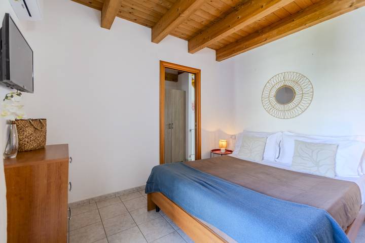Gîte pour 5 personnes, avec balcon dans Calasetta - 3