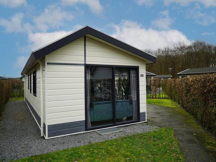 Ferienhaus für 5 Personen, mit Terrasse und Pool in Noordwijk