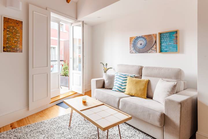 Ganze Wohnung, Ferienwohnung 'Sunny Balcony' mit Balkon in Cedofeita, Porto