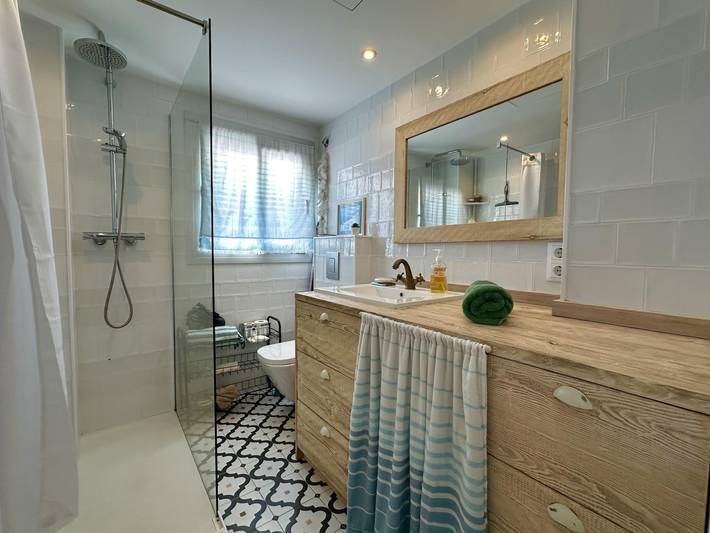 Entire holiday apartment, Appartment Blue Fanals apartment on the seafront with panoramic view in Platja d'Aro, Costa Brava