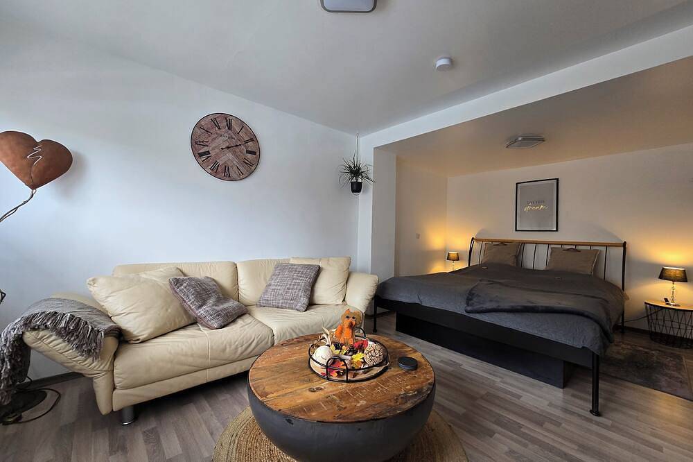 Ganze Wohnung, Ferienwohnung Kirchblick | Nideggen in Nideggen, Rureifel (Nordrhein-westfalen)