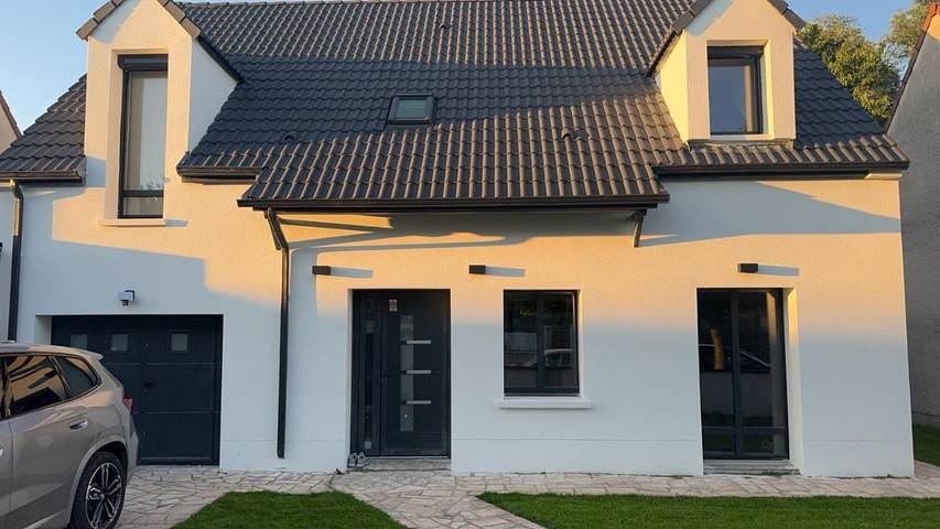 Location de vacances pour 5 personnes, avec jacuzzi et terrasse dans Parc des Expositions de Villepinte - 2