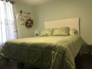 Cabin Rentals And Lodges for 8 Guests in Manitoba, Canada, Picture 4