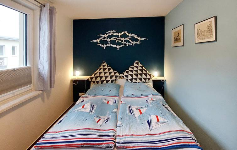 Ganze Ferienwohnung, Modernes Apartment mit Terrasse, Parkplatz & WiFi, 1,5km vom Strand der Müritzer Wiesen in Gelbensande, Rostock und Umgebung