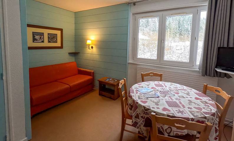 Gîte pour 4 personnes, avec piscine, animaux acceptés dans Lélex - Crozet - 4