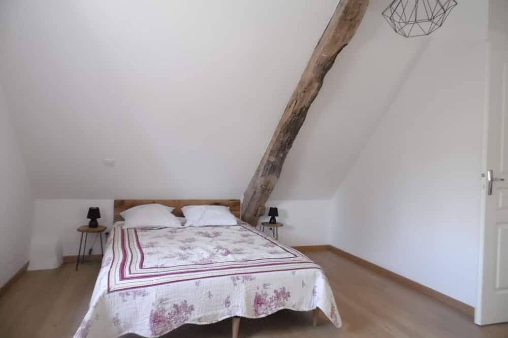 Maison de campagne avec beaucoup d'espace extérieur in Beauregard, Quercy