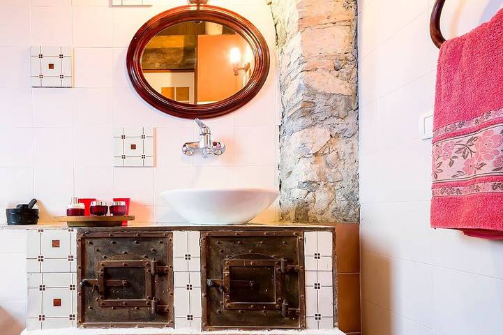 Location de vacances pour 17 personnes, avec Balcon ainsi que Jacuzzi et Jardin à Paternopoli - 4