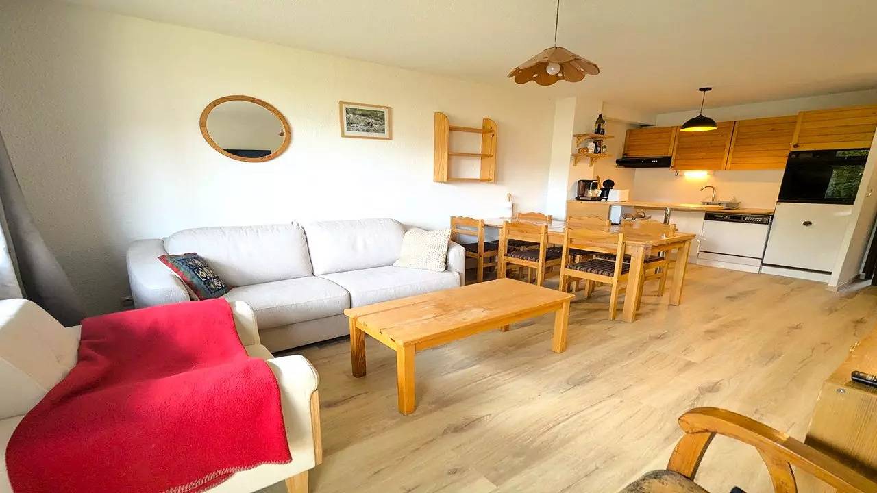 Entire apartment, Apartment 6 persons With Imprenable View in Puy-Saint-Vincent, Écrins National Park