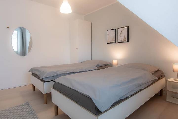 Ganze Wohnung, Großzügige Ferienwohnung mit Terrasse und Garten in Stinteck, Westerdeichstrich