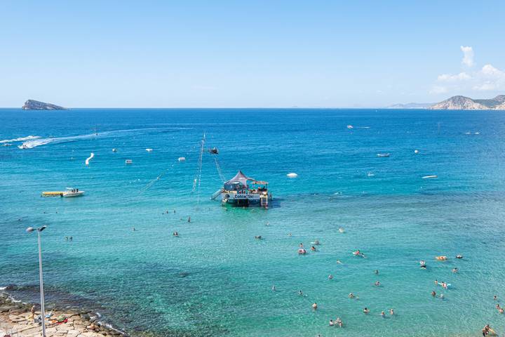 Ferienwohnung für 6 Personen, mit Terrasse und Garten in Benidorm - 3