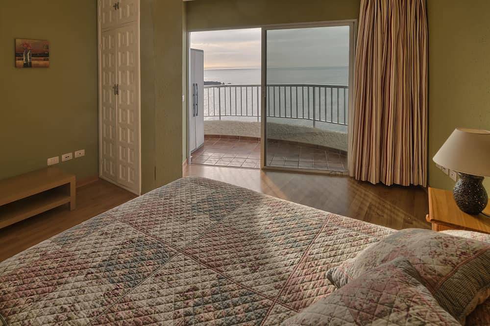 Entire apartment, Apartment in first sea line in San Marcos, North Tenerife