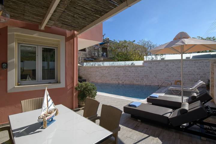 Location de vacances pour 13 personnes, avec jardin dans Kassiopi - 4