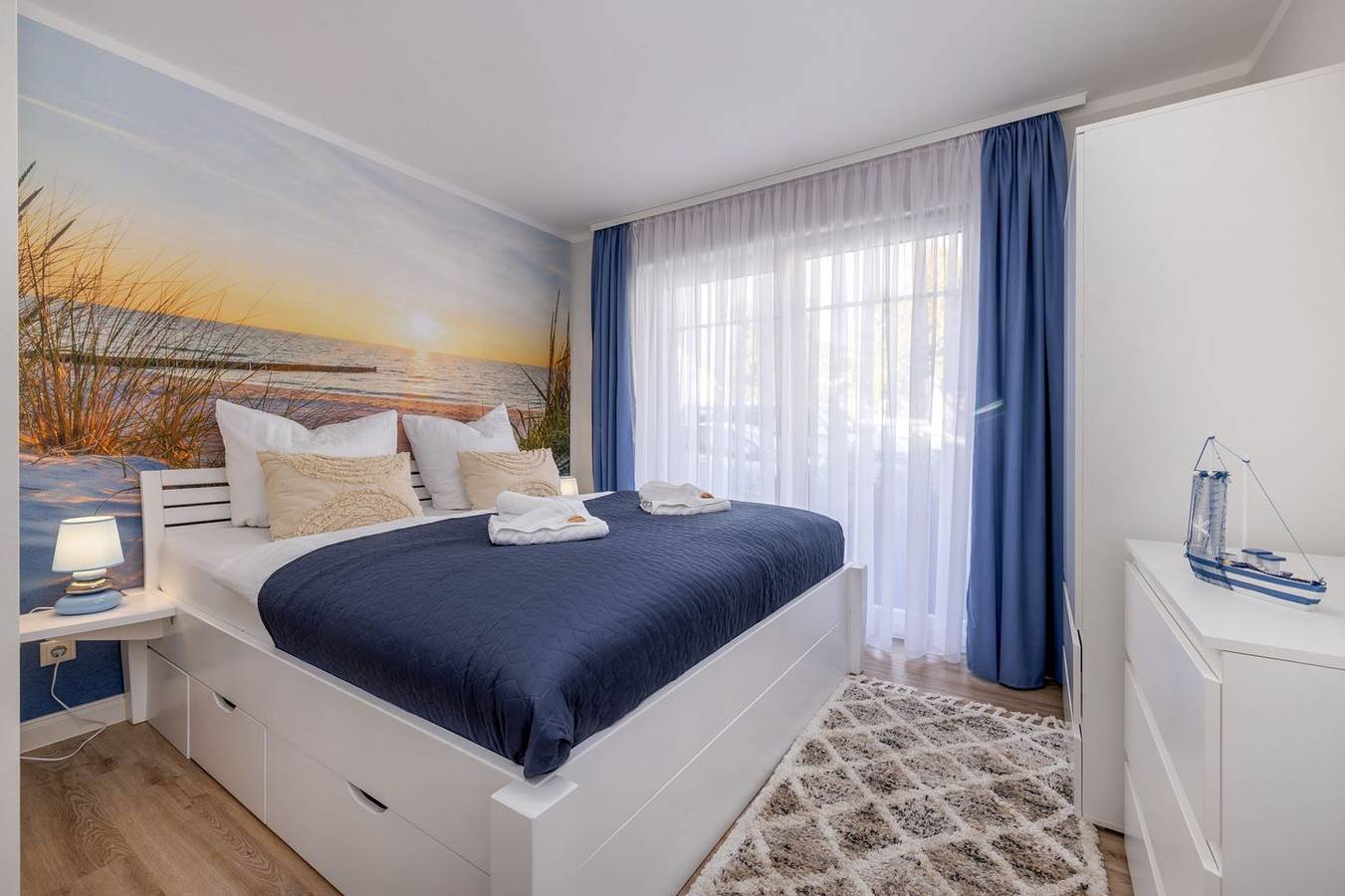 Ganze Wohnung, Komfortable Ferienwohnung mit überdachter Terrasse und Garten in Zingst in Ostseebad Zingst, Zingst