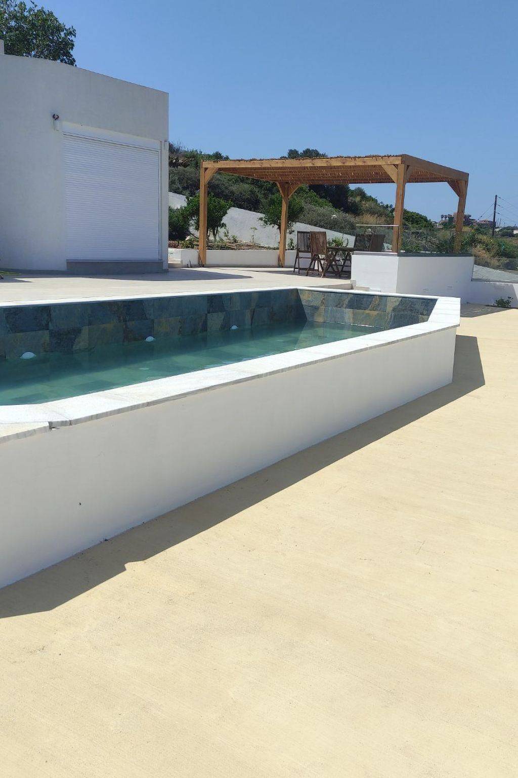 Villa Elena mit privatem beheiztem Schwimmbad in Agia Pelagia, Achlada