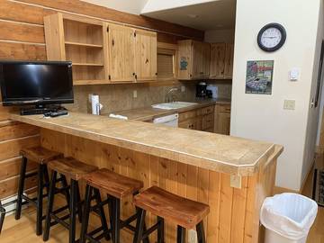 Log Cabin for 8 Guests in Northwest Colorado, Colorado, Picture 3