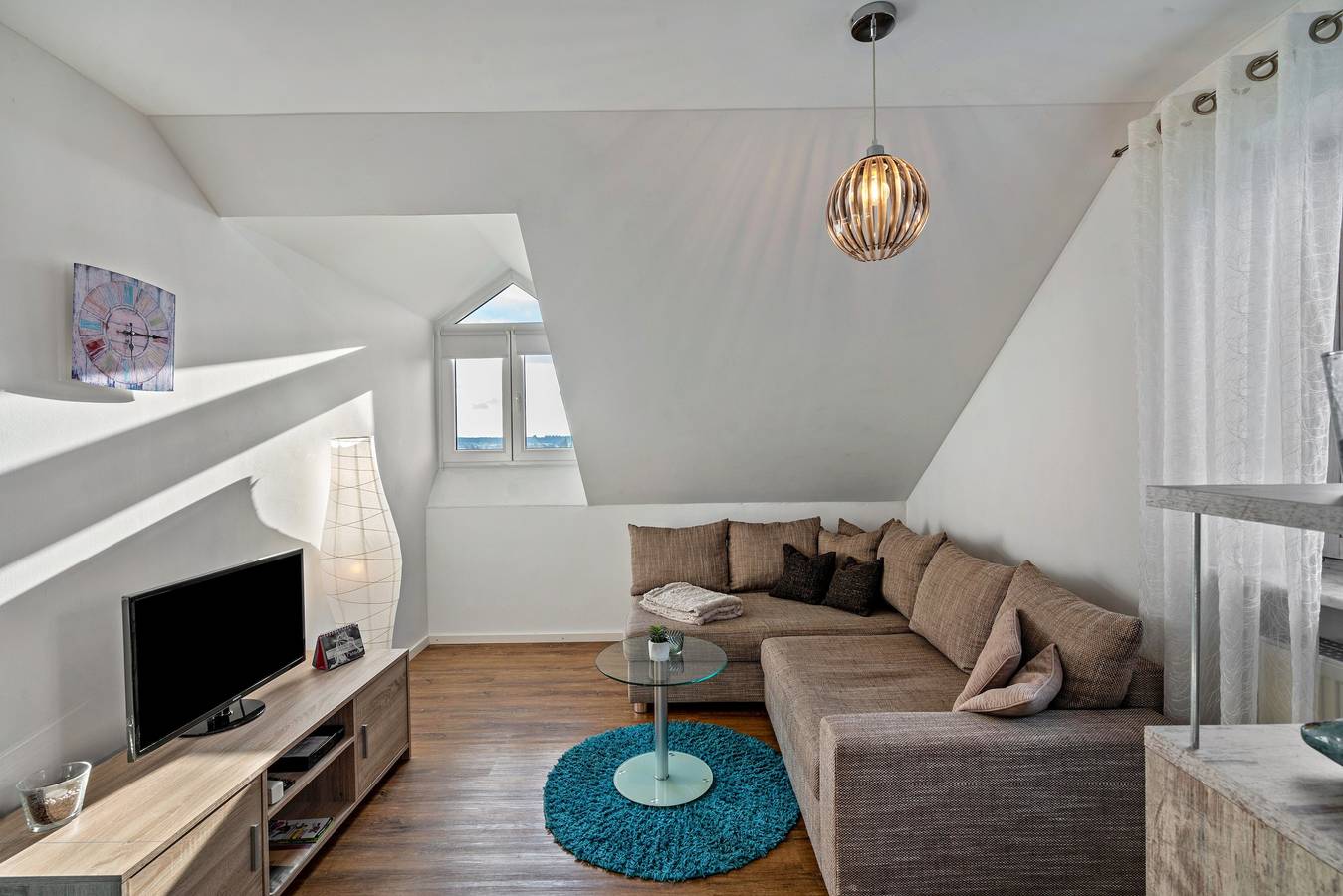 Ganze Wohnung, Ferienwohnung Hobmaier" mit Bergblick, Gemeinschaftsgarten und Wi-Fi in Forstern, Oberbayern