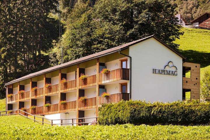 Gîte pour 3 personnes, avec bassin pour enfant et vue ainsi que jardin et sauna, animaux acceptés à Andeer - 4