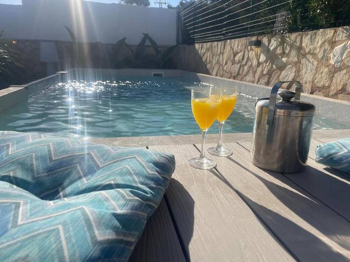 Ferienhaus für 4 Personen, mit Balkon und Whirlpool sowie Terrasse und Garten in Cala Pi