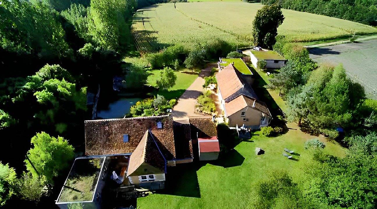Gites en Sarthe avec piscine près du zoo de la Flèche in Savigné-sous-le-Lude, Vallée de la Loire