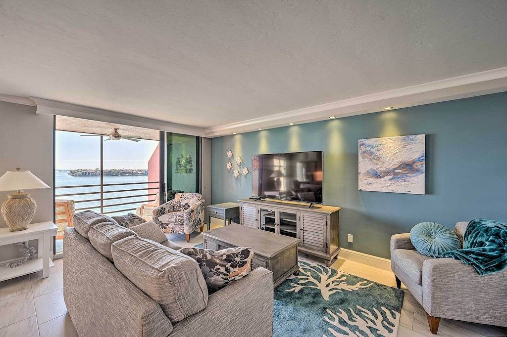 Ganze Wohnung, Coastal Marco Island Condo w/ Club Amenities! in Marco Island, Southwest Florida