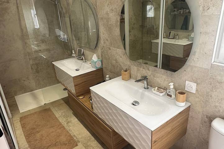 Appartement entier, Le Vignoble: Havre de Paix 2 ou 4pers à Porticcio Avec Piscine Privée et vue mer in Grosseto-Prugna, Golfe D'Ajaccio