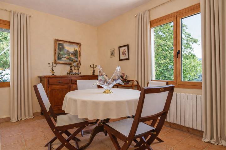 Casa rural para 8 personas, con jardín en San Cipriano de Vallalta - 4