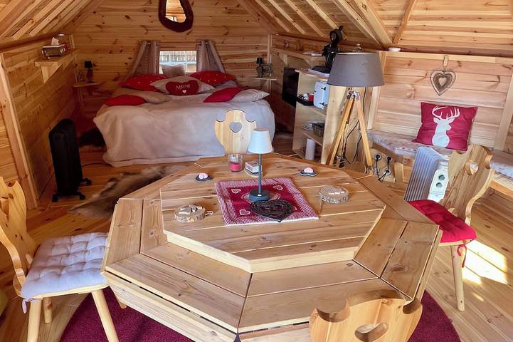 Finnish Kota with Jacuzzi, sauna, heated swimming pool and wellness treatments in Voissant, La Tour-du-Pin region