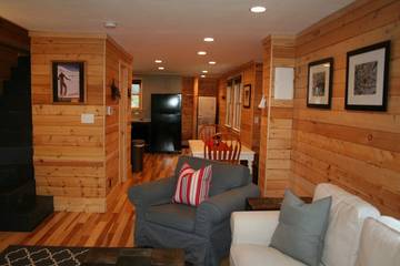 Vacation House for 8 Guests in Snowshoe, Blue Ridge Mountains, Picture 4