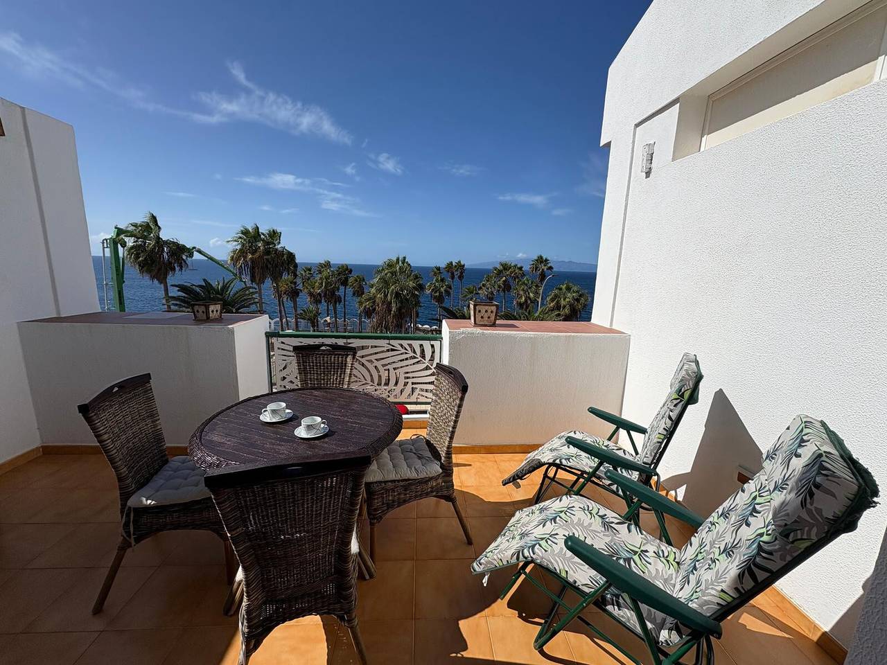 Maison de vacances "Casa Laly" avec vue sur la mer, terrasse privée et Wi-Fi in Sueno Azul, Adeje