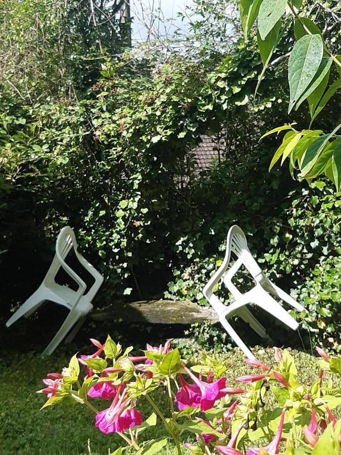 Gîte pour 2 personnes, avec vue et jardin à Latouille-Lentillac - 4