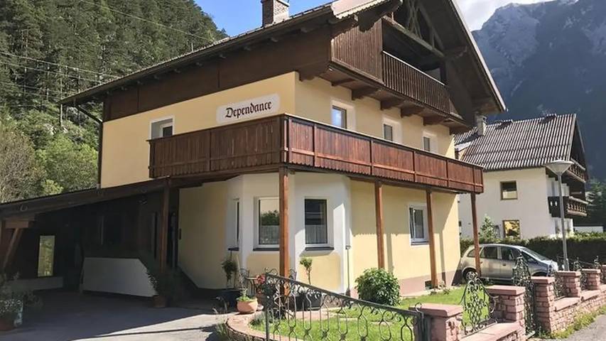 Vakantiewoning voor 6 personen, met balkon en tuin in Scharnitz