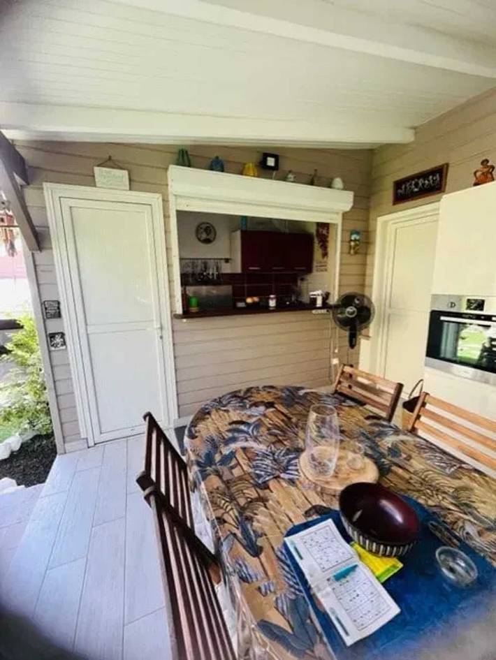Location de vacances pour 4 personnes, avec terrasse et piscine à Le Diamant - 4